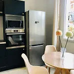Renove - Wifi - 3 Min Gare - 15min Plages - Centre *