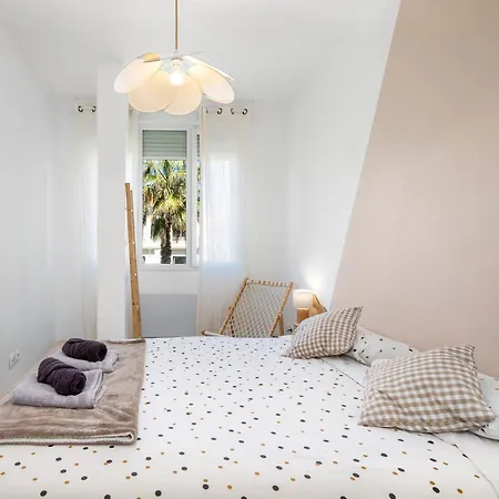 Renové - Wifi - 3 Min Gare - 15min Plages - Centre Apartamento *