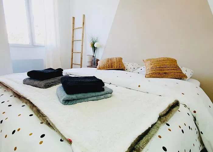 Renove - Wifi - 3 Min Gare - 15min Plages - Centre